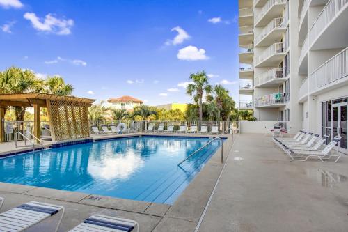 Pelican Beach Paradise! photo 5