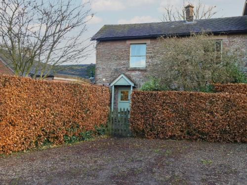 Woodlands Cottage – Photos 2