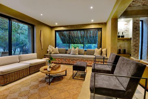 Gallery image of Ngala Lodge in Klipdrift