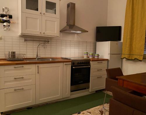 Köök või kööginurk majutusasutuses Etna Charming Apartment