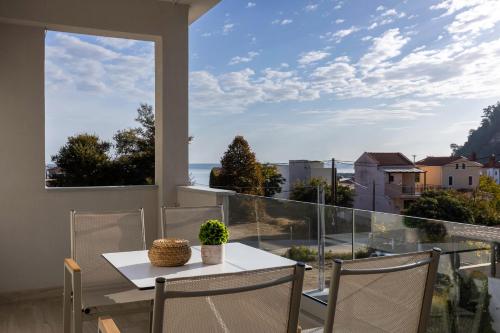 Gallery image of Elisavet Nuevo Studios & Suites in Skala Potamias