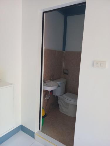 Bilik mandi di SAJUMSECO MPC INN