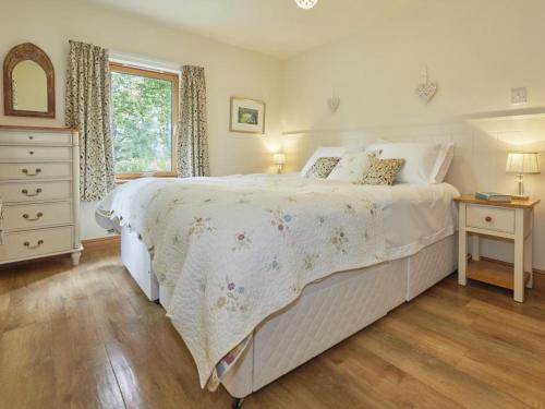 Ένα ή περισσότερα κρεβάτια σε δωμάτιο στο 3 Bed in Portinscale SZ142