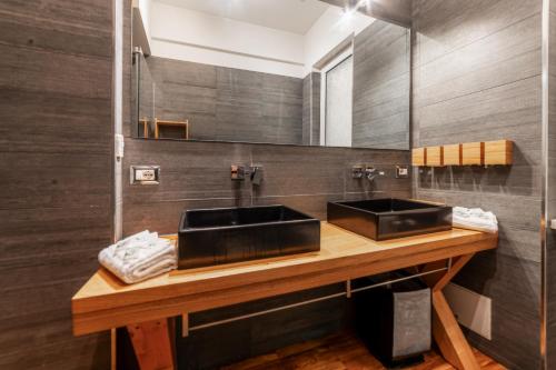 Vatican Easy Access 3 BDR Metro A Airport Link