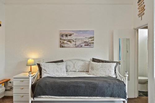 Lova arba lovos apgyvendinimo įstaigoje Finest Retreats - Atherfield Apartments No 7 - Sunny Side