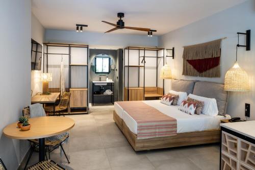 Postel nebo postele na pokoji v ubytování Aparthotel Casita Blanca - Adults Only