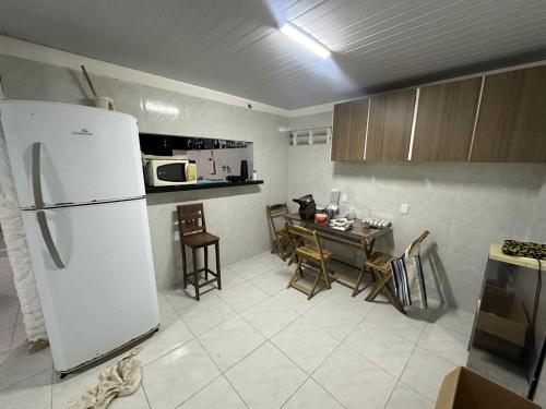 Dapur atau dapur kecil di Casa Belinha Paracuru