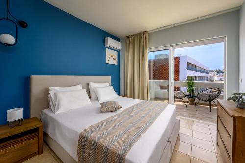 Elli Beach Downtown Apartments