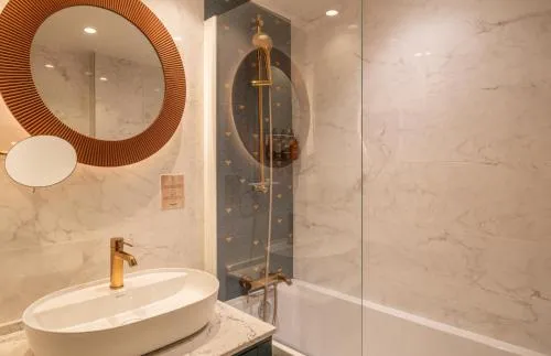 Hôtel Le Tourville by Inwood Hotels photo 8