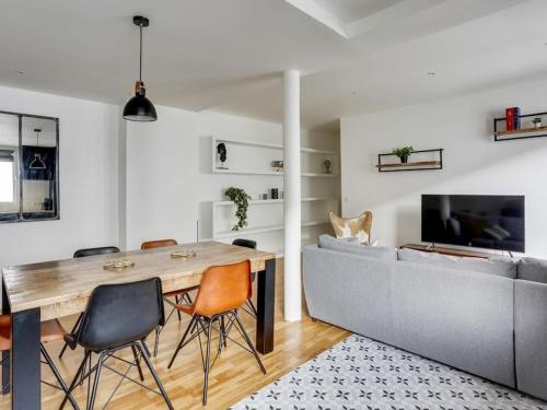 Amazing Apartment: 2BR/4P -Bastille/Saint Ambroise