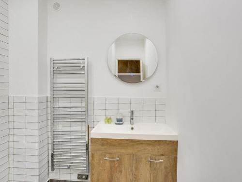 Amazing Apartment: 2BR/4P -Bastille/Saint Ambroise