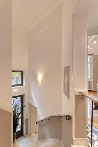 Three Bedroom Acropolis Maisonette by Idiosyncrasy Collection