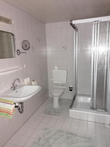 Ένα μπάνιο στο Ferienwohnung Josef Müller
