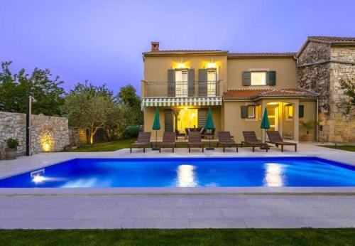 Villa Hisina near Porec for 6 people with private swimming pool