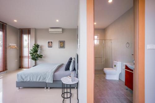 Phòng tắm tại Platinums Poolvilla