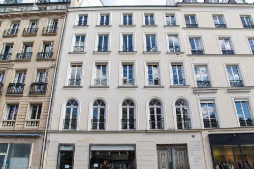 Marais - Magnificent 3BR/BTH decorated with taste