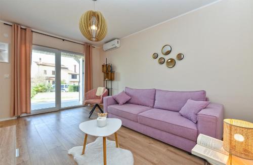 Apartment Luka 1481 – Photos 2