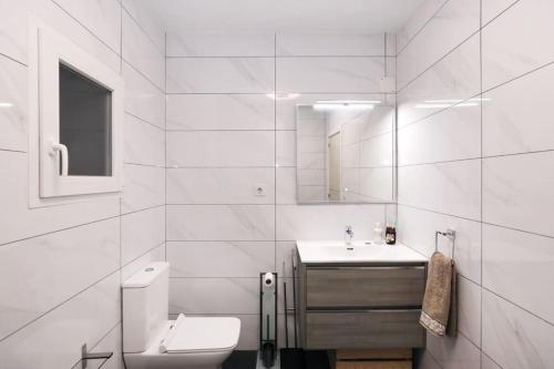 Kylpyhuone majoituspaikassa Amazing modern apartment!