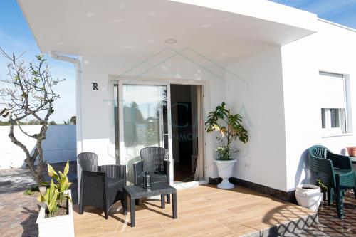Fotografie z fotogalerie ubytování La Rana, apartamentos en urbanización con piscina comunitaria v destinaci Chiclana de la Frontera