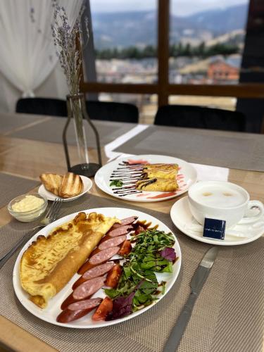 Jídlo v hotelu nebo okolí