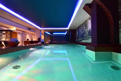 Pestana Chelsea Bridge Hotel & SPA Image