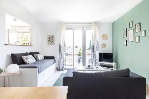 Beautiful apartment with terrace + private parking photo 1