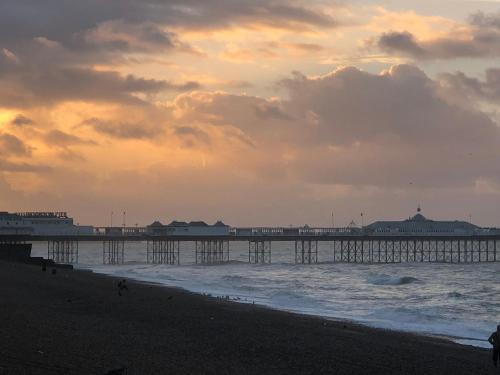 Gallery image of Seaside Flat With Sunny Garden. in Brighton & Hove