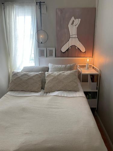 Krevet ili kreveti u jedinici u objektu Small house central Parainen by Archipelago Trail