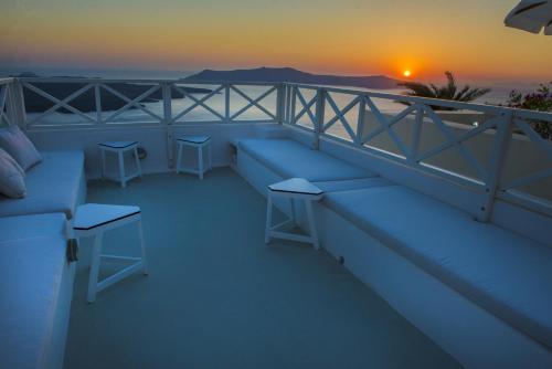 Santoniro Villa – Photos 2