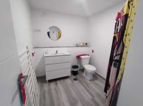 Un baño de Planta independiente en Villa Primavera