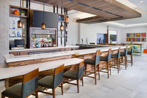 Hilton Garden Inn Dallas/Arlington South Image