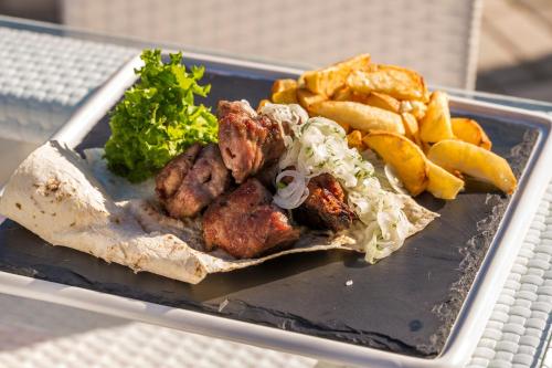 Essen im Hotel oder in der Nähe