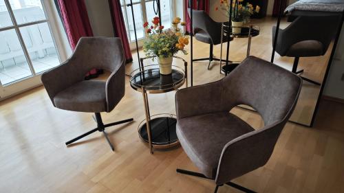 Χώρος καθιστικού στο Ferienhaus Weilheim mit Garten Spiel und Spass