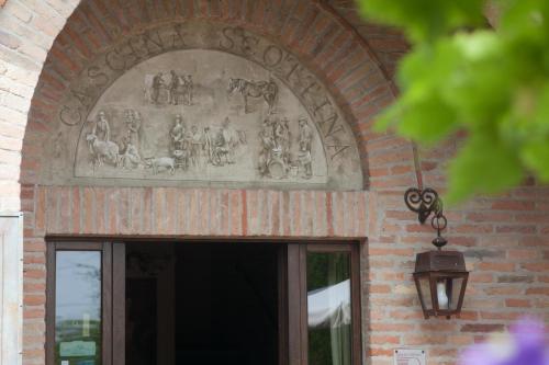 Φωτογραφία από το άλμπουμ του Relais Cascina Scottina σε Cadeo