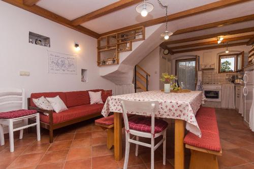 House Olive – Photos 3