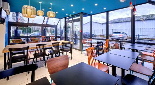 Kyriad Direct Narbonne Sudにあるレストランまたは飲食店