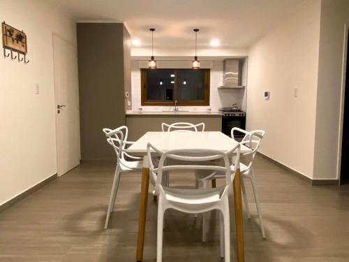 Gallery image of EN EL CENTRO DE LOBOS in Lobos