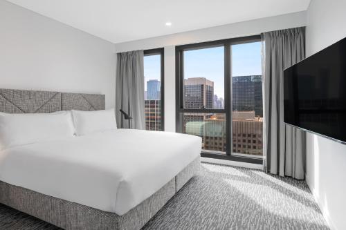 Meriton Suites Melbourne Image