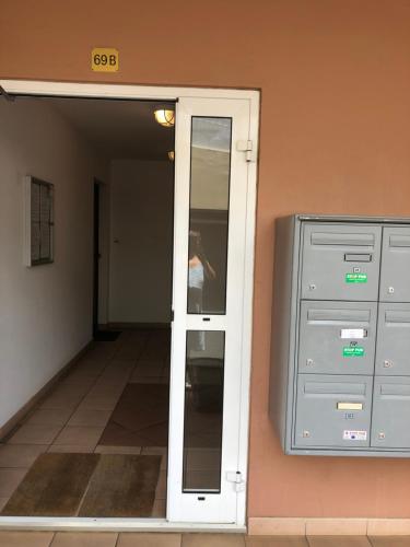 Imagen de la galería de Studio 14 proche GRR2 97400, en Saint-Denis