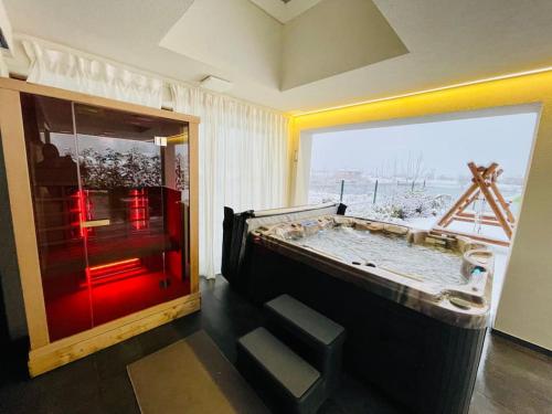 Ảnh trong thư viện ảnh của Tóparti Villa, Jakuzzi,Luxus élmény a Szigetközben ở Győrzámoly
