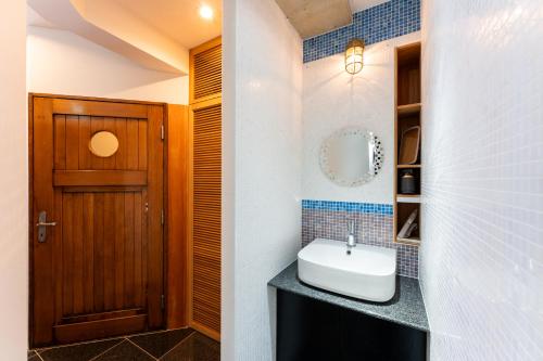 Fotografie z fotogalerie ubytování Tre Casa Hotel Kamakuraみんなとの一体感で特別な想い出を鎌倉駅徒歩三分ママが安心できる宿で最大五名小町通り目の前 v destinaci Kamakura