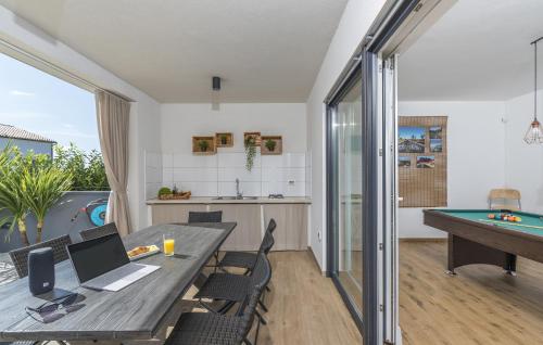 Modern Villa OL&JU for 9 persons in Pula only 1.5 km from the beach with Pool Heating