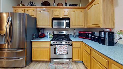 4 Bedroom 2 Bath Modern Single House King Bed ,Las Vegas GEM