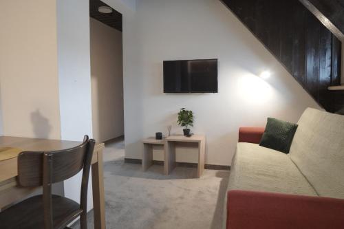 Χώρος καθιστικού στο Vučko apartmani Konaci