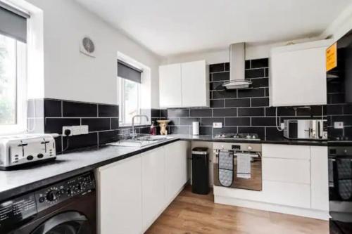 New build house near Trafford Centre with drive photo 13
