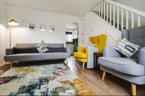 New build house near Trafford Centre with drive photo 16