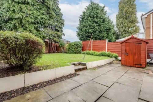 New build house near Trafford Centre with drive photo 9