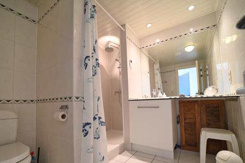 Salle de bains dans l'établissement Résidences Durbuy