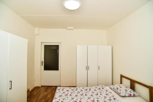 Ένα ή περισσότερα κρεβάτια σε δωμάτιο στο Apartmány Klimkovice