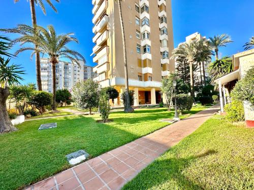 Gorgeous Seaside Apartment in Carihuela